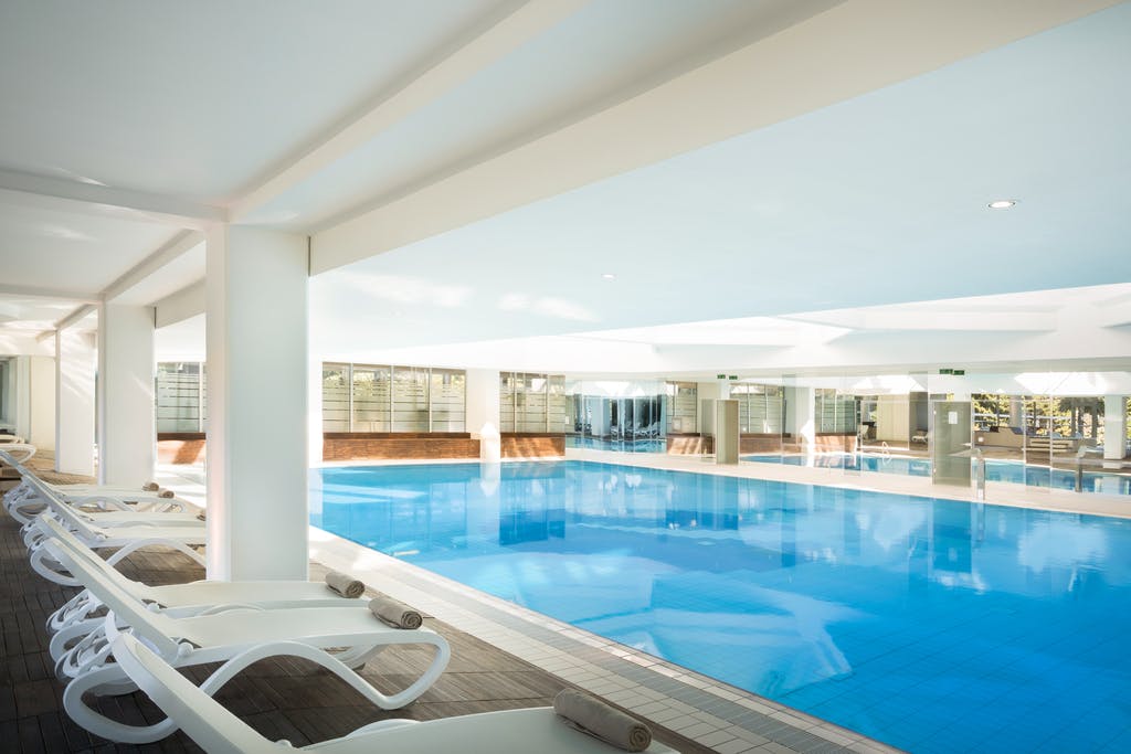 Pronađite svoju oazu mira u Aminess Maestral 4*, Novigrad – gdje se opuštanje uz more susreće s vrhunskim komforom!