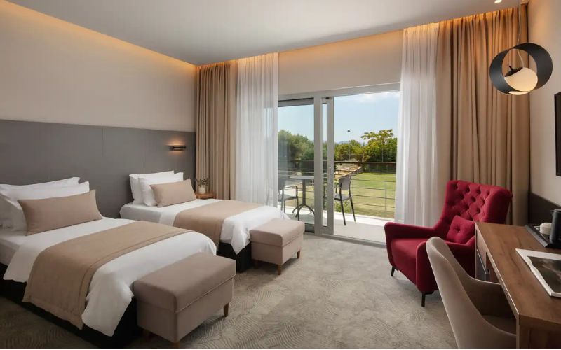 Hotel Grande Casa 4* u Međugorju nudi elegantan odmor uz vrhunsku uslugu, toplu atmosferu, profinjen stil i potpunu udobnost!