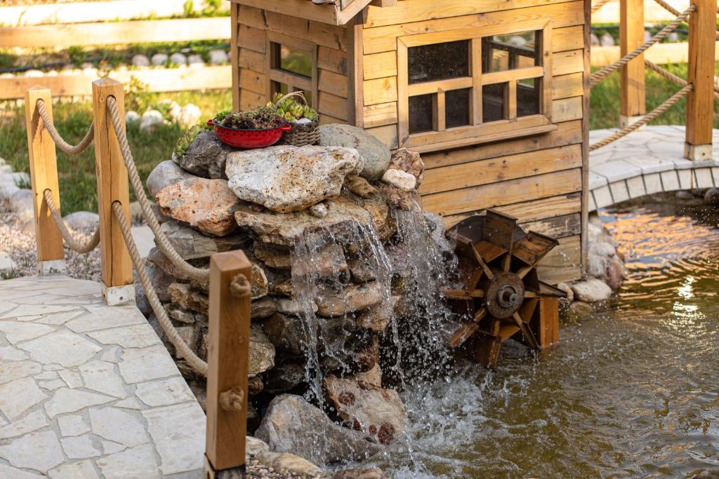 Doživite mir, tišinu i ljepotu netaknute prirode – Malak Farma nudi idealan bijeg od svakodnevnog stresa i gradske užurbanosti!