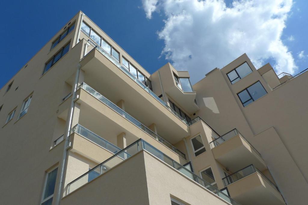Dubrovnik u svom najljepšem izdanju – istražite historijski biser Jadrana i upotpunite svoj odmor boravkom u Hotelu Adria 4*!
