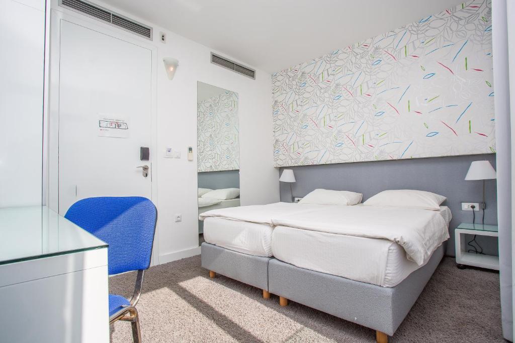 Jona Rooms Podstrana – uživajte u savršenom spoju mediteranskog ugođaja, blizine mora i elegantnog smještaja za odmor ispunjen uživanjem!