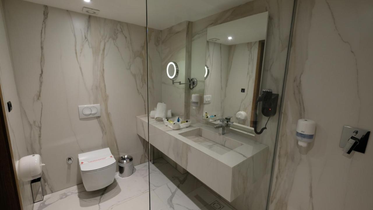 Doživite nezaboravne trenutke opuštanja u Sarajevu – Wellness & Spa odmor u Hotelu Hollywood 4*!