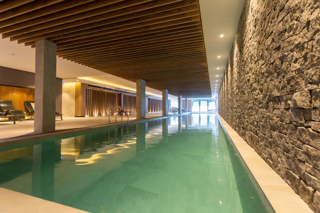 Uživajte u savršenom spoju planinskog mira, vrhunskog komfora i potpunog opuštanja u Hotelu Monti Spa & Wellness 4* na veličanstvenom Igmanu!