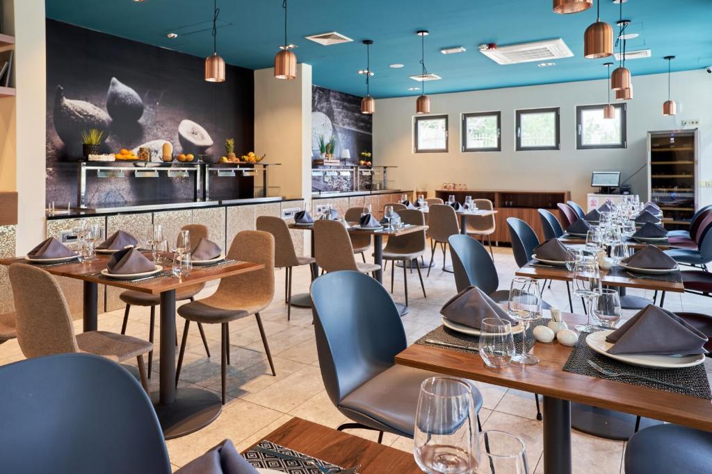 Stvorite nezaboravne porodične uspomene uz sunce, more i boravak u Hotelu Nestos 4* u prelijepom Omišu!