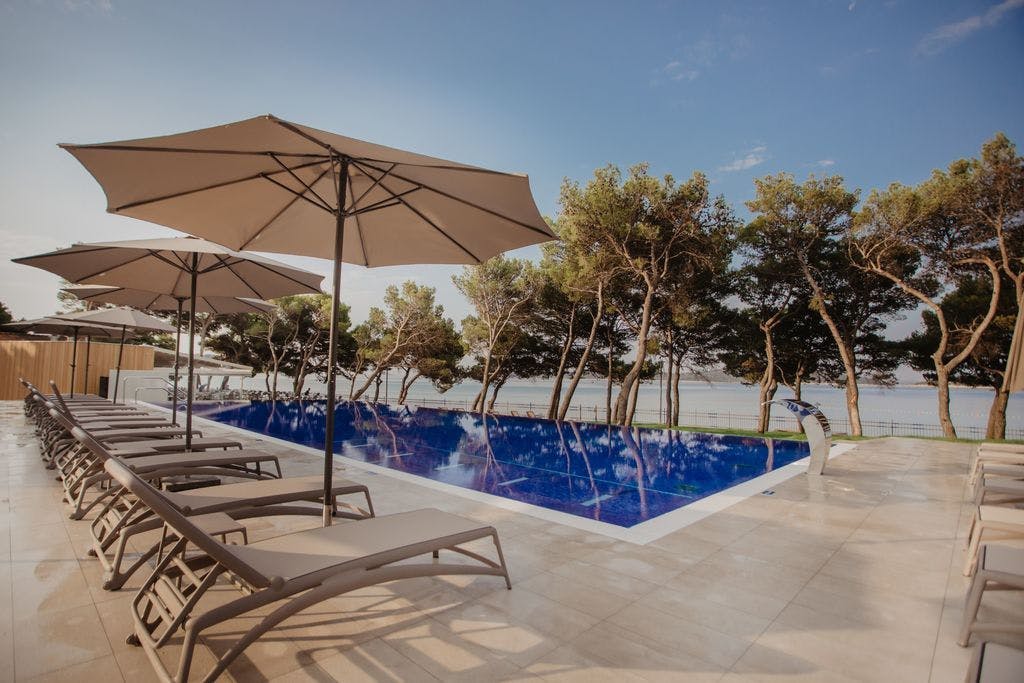 Doživite čari Vodica uz more i provedite porodični odmor u Hotelu Punta 4* & Villa Arausa 4* uz ALL INCLUSIVE LIGHT uslugu!