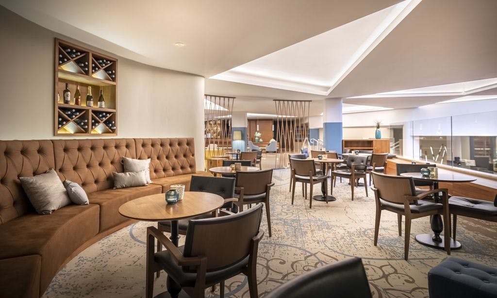 Pronađite svoju oazu mira u Aminess Maestral 4*, Novigrad – gdje se opuštanje uz more susreće s vrhunskim komforom!