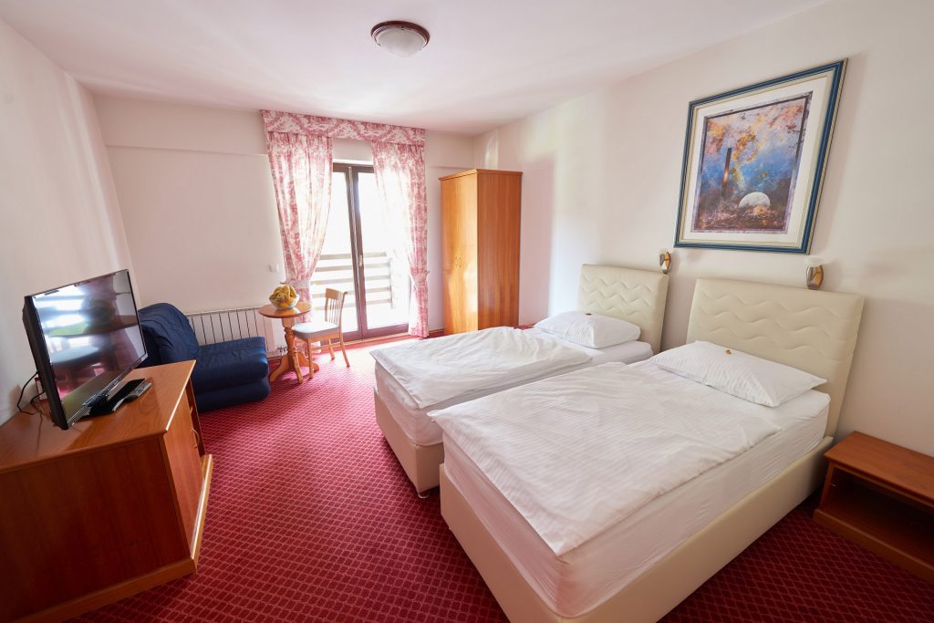 Zima na Vlašiću – savršen spoj prirodnog mira i luksuznog Wellness & Spa opuštanja u Hotelu Pahuljica 4*!