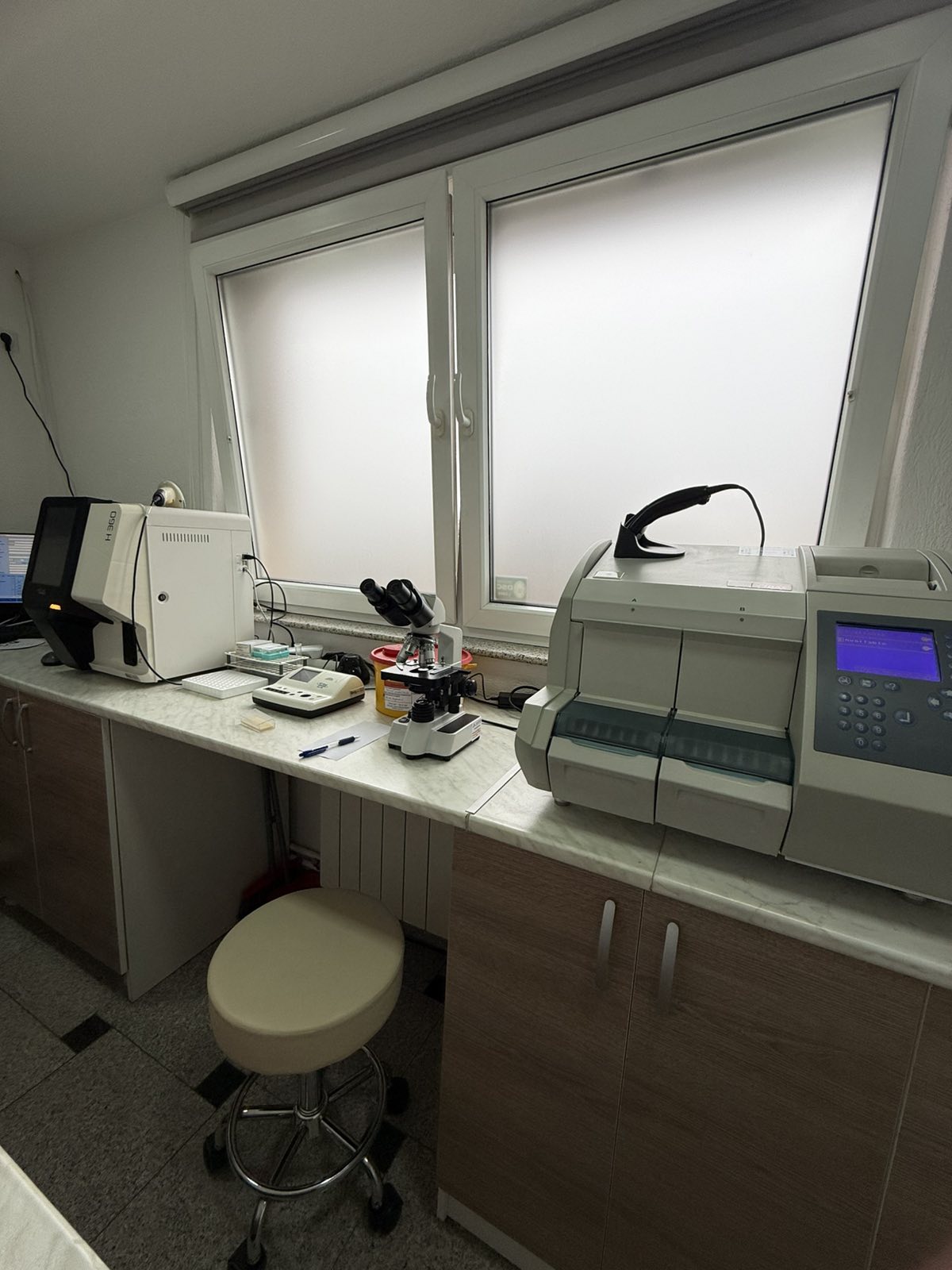 Privatni medicinsko-biohemijski laboratorij MOJ LAB – internistički paket i polni hormoni za laboratorijsku analizu i procjenu zdravstvenog stanja i hormonskog balansa!