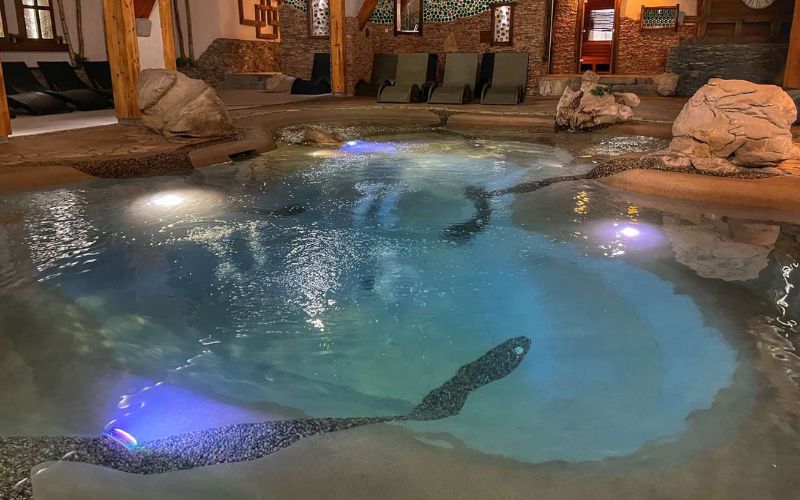 Doživite Turističko naselje Čardaci – oazu mira gdje se priroda, arhitektura i gostoprimstvo spajaju u savršen bijeg od svakodnevice!