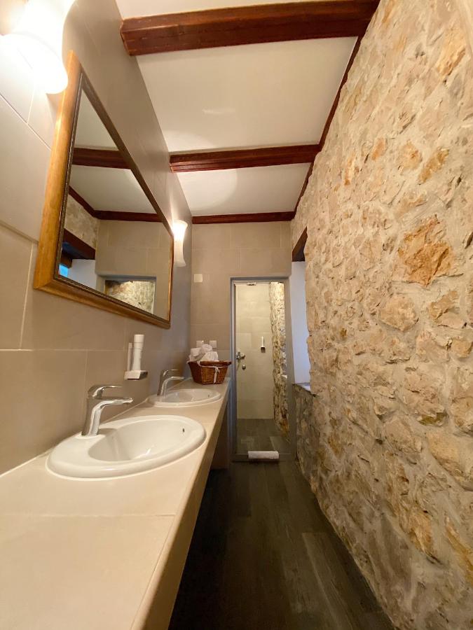 Hotel Kriva Ćuprija 4* | Uživajte u čarima Mostara, gdje se tradicija i luksuz spajaju uz prelijep pogled na Stari most!