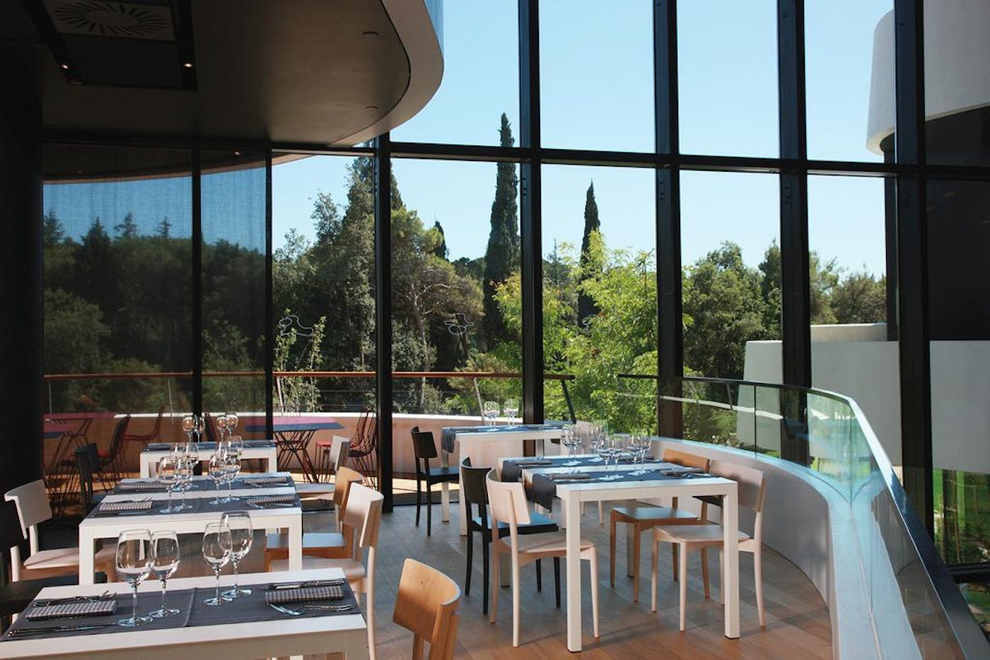 Rovinj – luksuzan i opuštajući odmor na nekoliko koraka do mora uz savršenu kombinaciju komfora i mira u Hotelu Lone 5*!