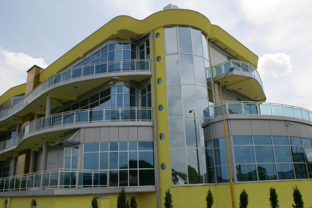 Porodična oaza odmora u srcu Banja Luke – spoj mira, udobnosti i vrhunskog Wellness & Spa iskustva u Hotelu Fortuna 4*!