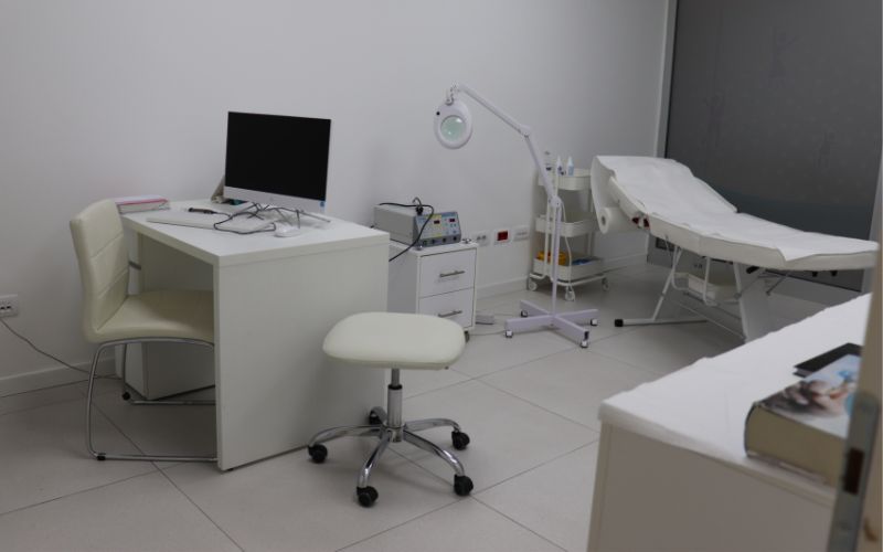 Obratite pažnju na svaku promjenu na koži i obavite stručan pregled radi očuvanja Vašeg zdravlja u Našoj klinici!