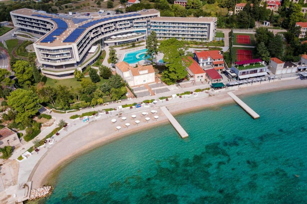 Sheraton Dubrovnik Riviera Hotel 5* – Uživajte u luksuznom Wellness & Spa odmoru na obali Jadrana, uz mirise mora i dašak elegancije!