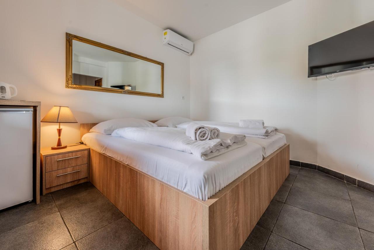 Doživite pravi mediteranski odmor – uživajte u miru, suncu i moru tokom boravka za dvije osobe u Aparthotelu Plat 4*, Kožino!