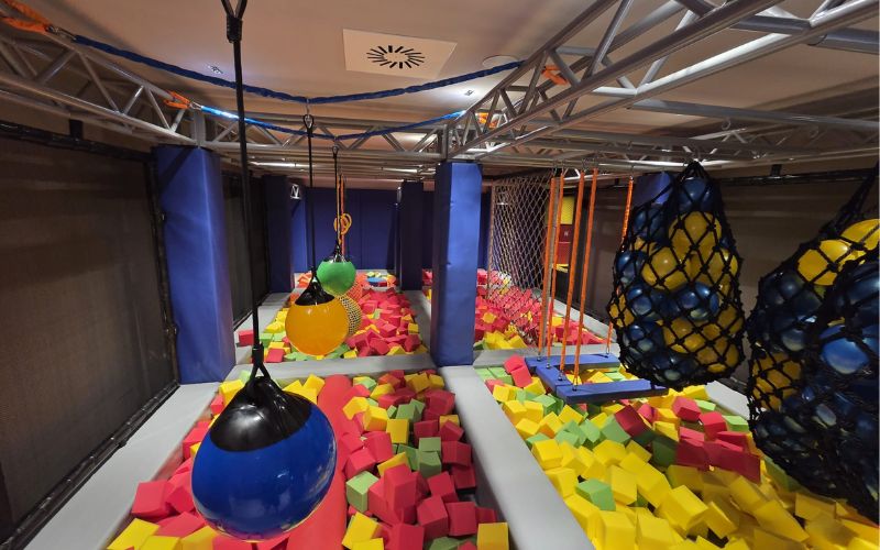 Family Hotel Adria 4* | All inclusive odmor u Biogradu na Moru – uživajte u borovoj šumi, bazenima, bogatoj animaciji i bezbrižnom odmoru za cijelu porodicu!