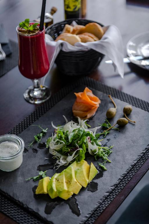 Pronađite zimski mir u srcu Dubrovnika – Prepustite se ljepotama Jadrana i vrhunskoj udobnosti prestižnog Hotela Lero 4*!