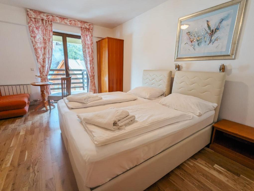 Zima na Vlašiću – savršen spoj prirodnog mira i luksuznog Wellness & Spa opuštanja u Hotelu Pahuljica 4*!