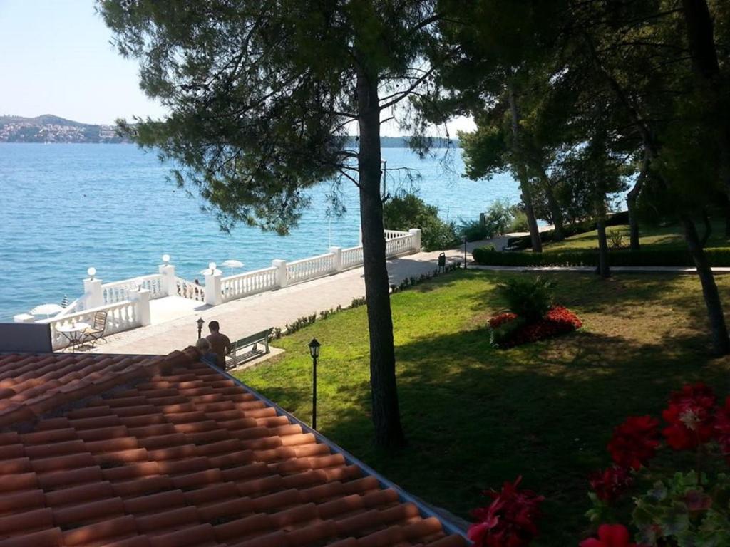 SEGET DONJI | Doživite odmor ispunjen elegancijom, ljepotom i nezaboravnim trenucima u Hotelu Val 3* ex Jadran 3*!