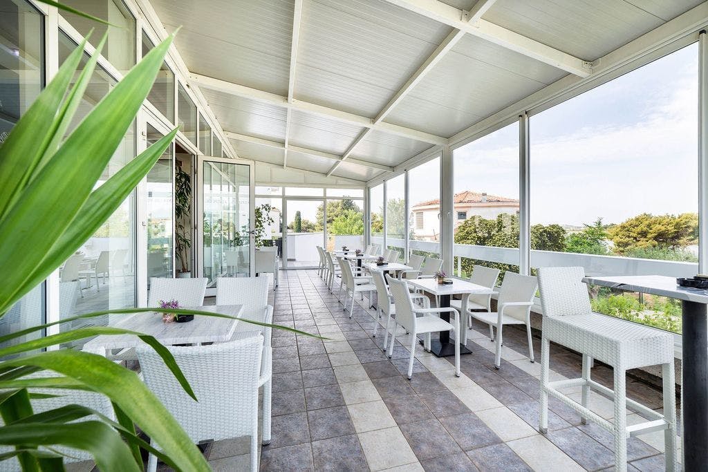 Doživite čari Vodica uz more i provedite porodični odmor u Hotelu Punta 4* & Villa Arausa 4* uz ALL INCLUSIVE LIGHT uslugu!