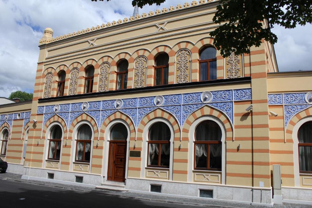 ISA BEGOV HAMAM by EGE | Iskusite čaroliju tradicionalnog hamama uz dašak modernog luksuza – savršeno mjesto za relaksaciju i regeneraciju!