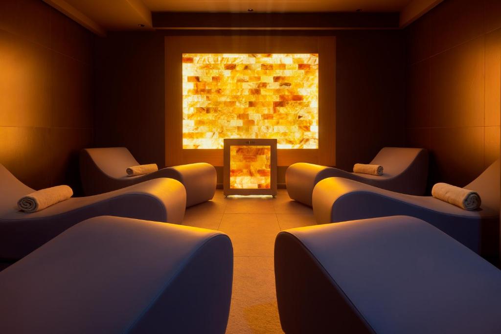 Savršen odmor u srcu Splita – elegantni Amphora's Garden apartmani spajaju luksuz, udobnost i nezaboravno iskustvo uz more!