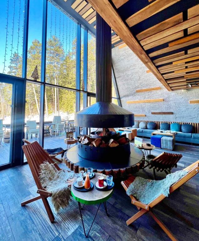 Trebević - osjetite čari prirodnog okruženja i čistog planinskog zraka uz boravak u Hotelu Pino Nature 4*!