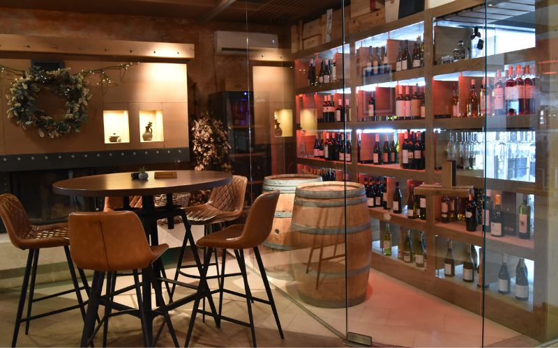 Otkrijte čari ljeta na planini kroz spoj prirodnog mira i vrhunskog Wellness & Spa opuštanja u Aparthotelu Vučko 4*, Jahorina!