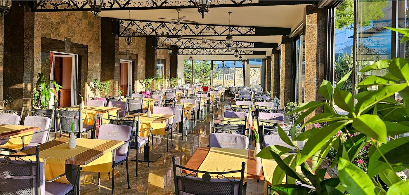 Hotel Miramare 4*, Vodice I Otkrijte mjesto gdje svaki dodir vjetra i miris mora stvaraju nezaboravne uspomene!