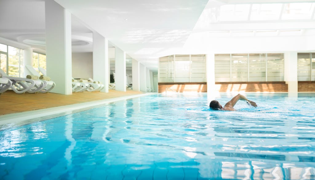 Pronađite svoju oazu mira u Aminess Maestral 4*, Novigrad – gdje se opuštanje uz more susreće s vrhunskim komforom!