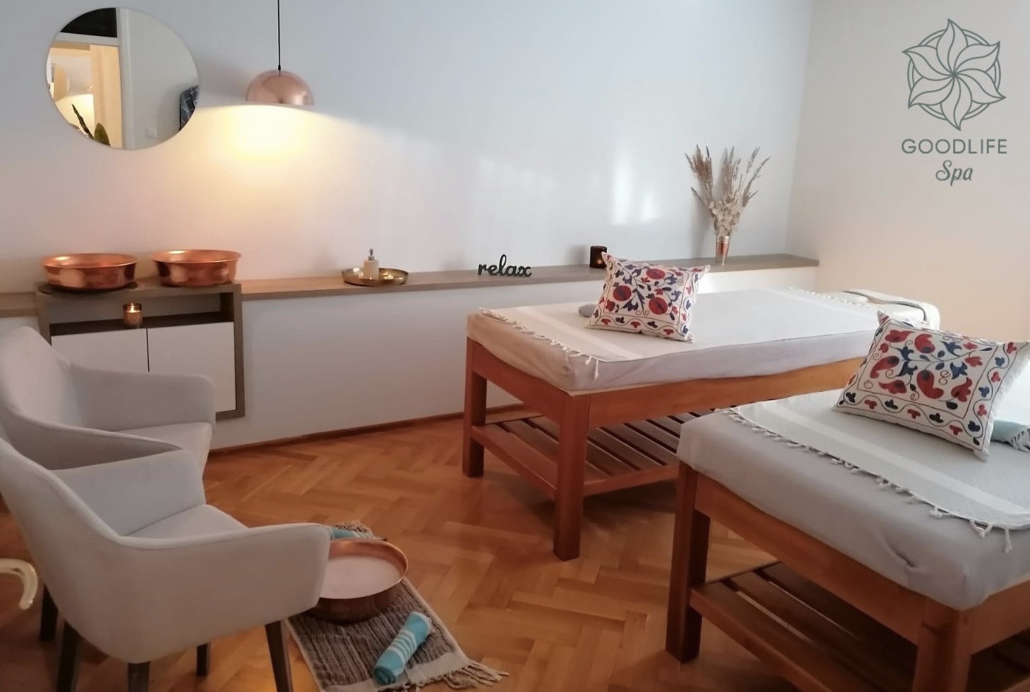 Poklonite sebi i voljenoj osobi 60 minuta masaže za dvoje u ugodnoj atmosferi GOODLIFE Spa centra.