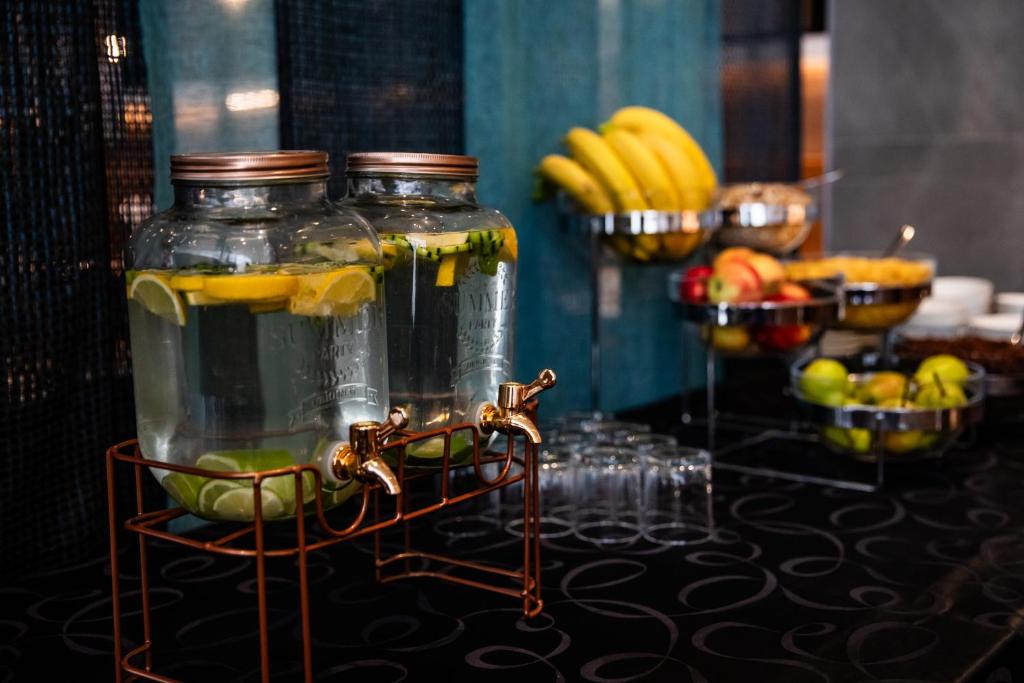 Uživajte u luksuzu i potpunom opuštanju u Marvie Hotel & Health 4* – gdje se mediteranski šarm, elegancija i bogata historija Splita spajaju u savršen odmor!