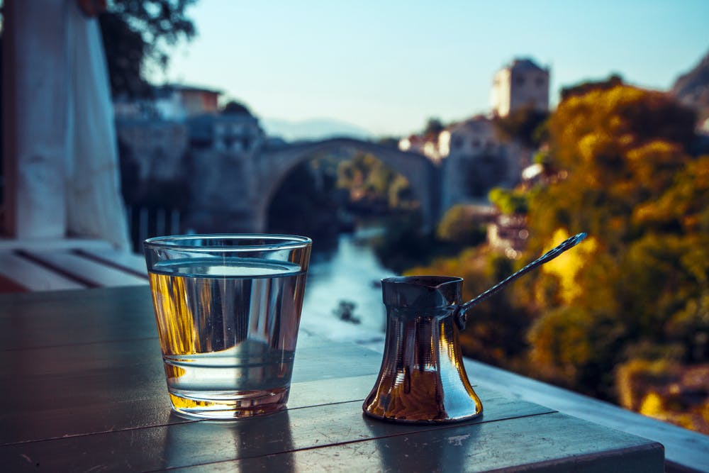 Posjetite najljepši grad na Neretvi I Septembarski odmor za dvije osobe provedite u moderno uređenom Hotelu Villa Meydan 4*, Mostar!