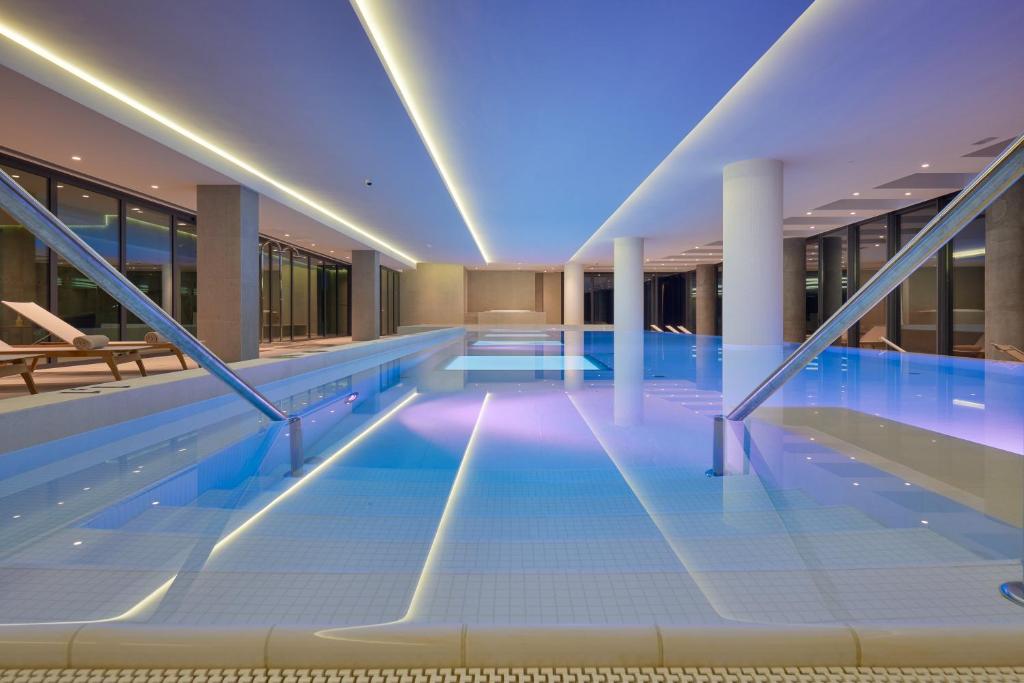 Hotel Amphora 4* – spoj luksuza, komfora i dalmatinske topline, savršen za miran i elegantan odmor u Splitu!