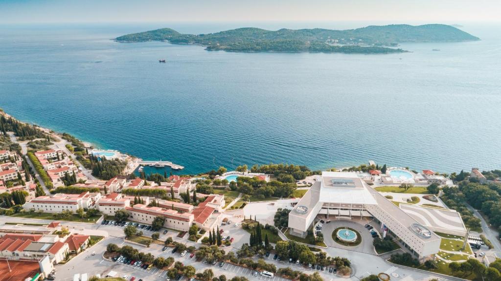 Sun Gardens Dubrovnik Resort 5* | Uživajte u čarima jeseni – Priuštite sebi luksuzni Wellness & Spa odmor uz očaravajuće prizore Mediterana!