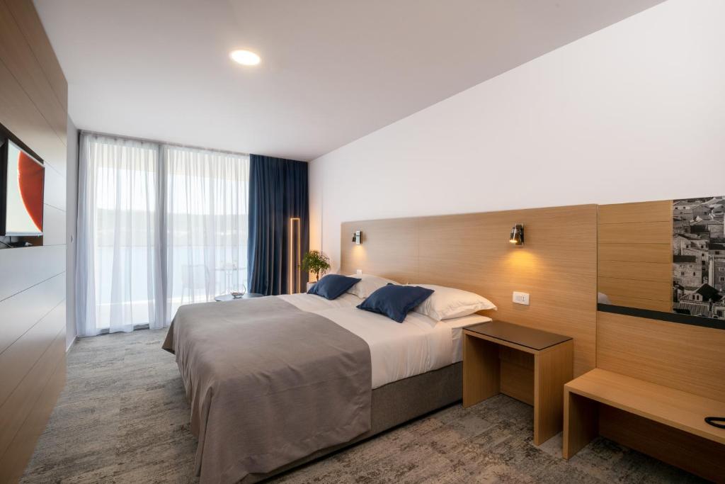 Neum – provedite opuštajuće dane uz more, okruženi mediteranskim duhom, ugodnom atmosferom i elegancijom Hotela Vapore 4*!