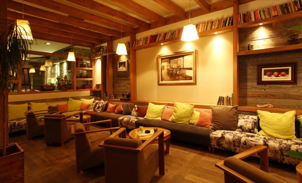 Hotel Termag 4*, Jahorina – osjetite harmoniju prirode i luksuza u srcu planinskog okruženja uz vrhunski komfor i nezaboravno iskustvo odmora!