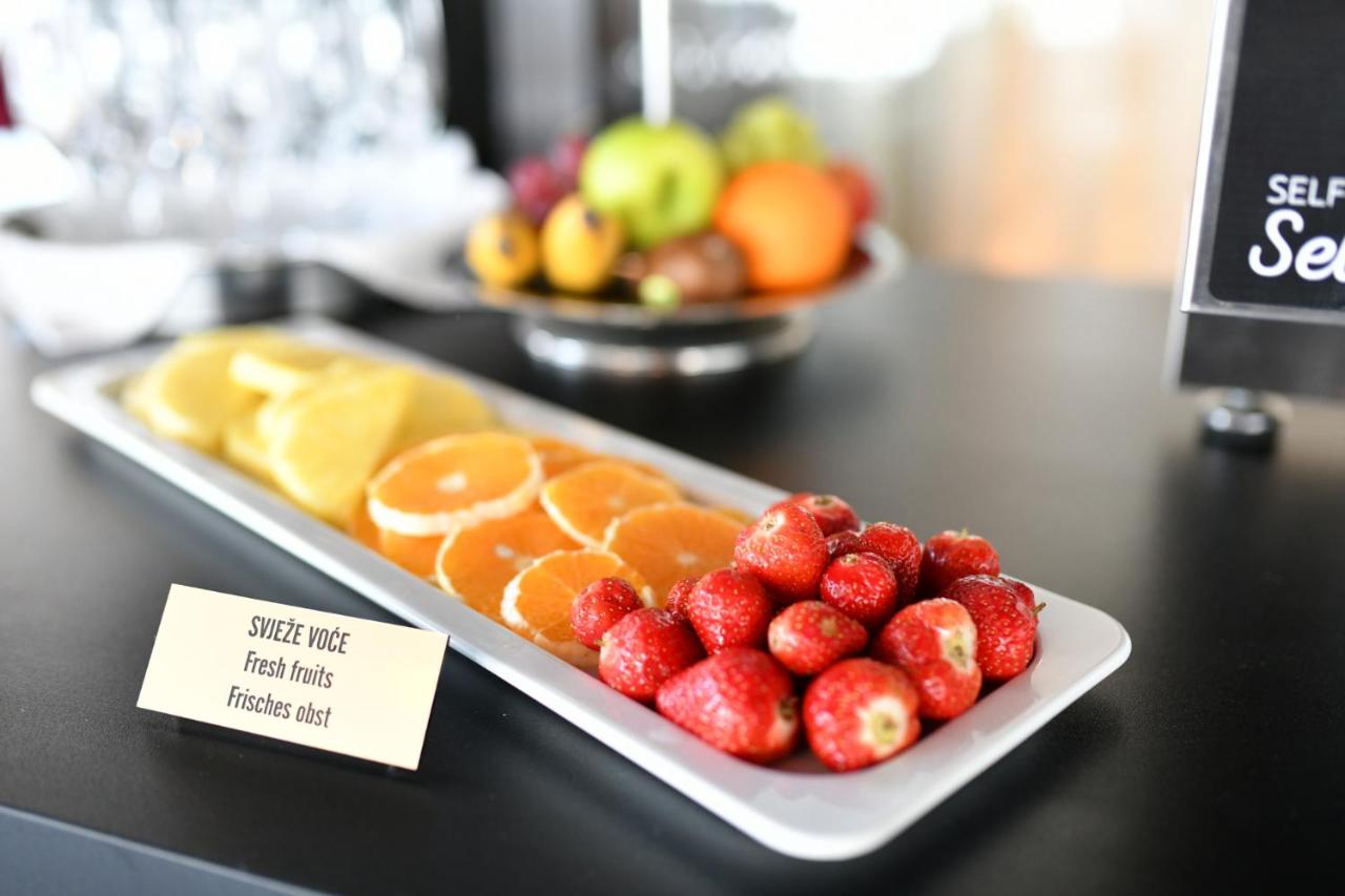 Odmor u Makarskoj uz boravak u Hotelu Milenij 4* – uživajte u elegantnom ambijentu, vrhunskoj udobnosti i blizini mora!