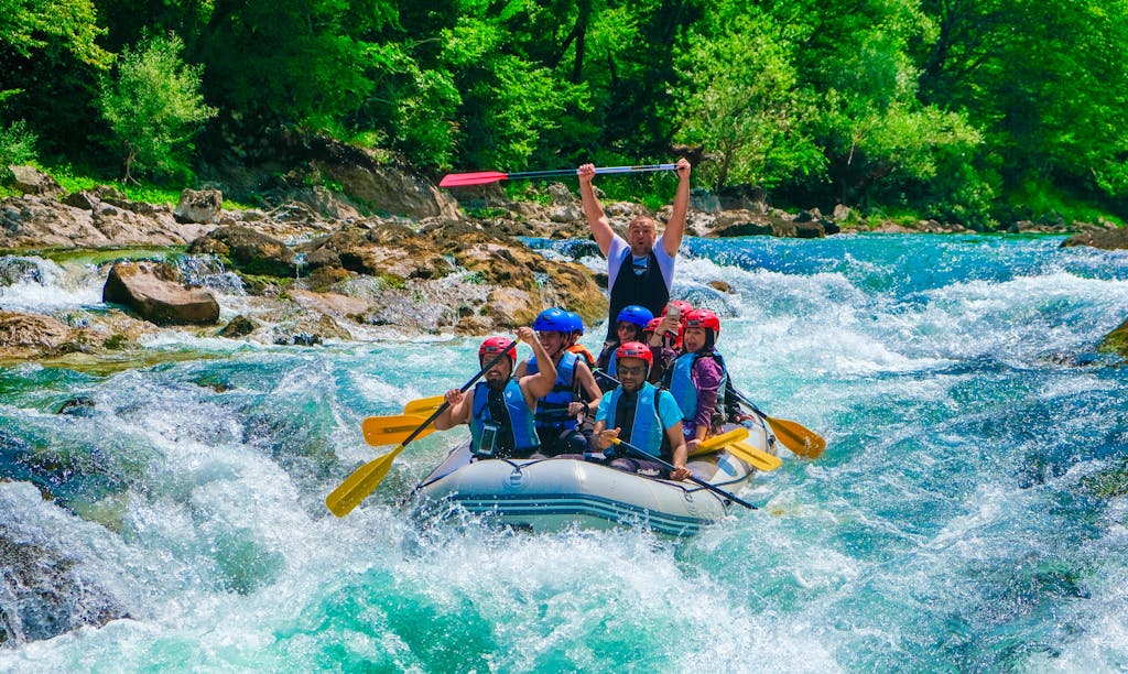 Grand River – rafting na rijeci Neretvi i jedinstveni avanturistički doživljaj na divljim vodama uz sigurnost i iskustvo u prirodnom okruženju Hercegovine!