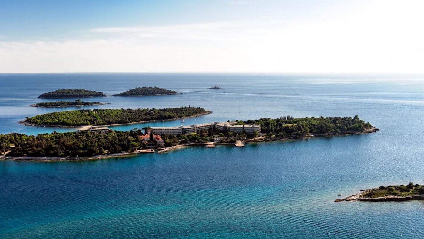 Island Hotel Istra 4* – vaš savršeni otočni bijeg uz kristalno more, mediteranski ugođaj i prekrasnu prirodu za potpuni odmor!