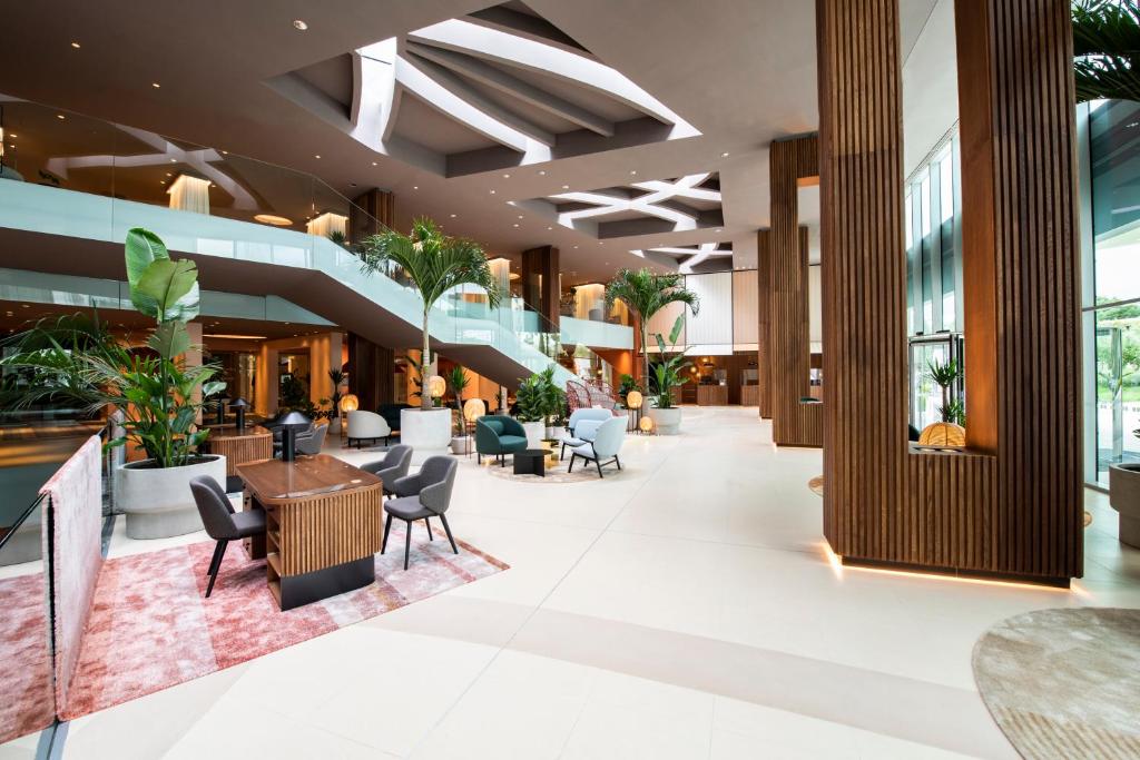 Radisson Blu Resort Split 5* – uživajte u vrhunskom luksuzu, raskošnom Wellness & Spa doživljaju i savršenom spoju elegancije, udobnosti i potpunog opuštanja!