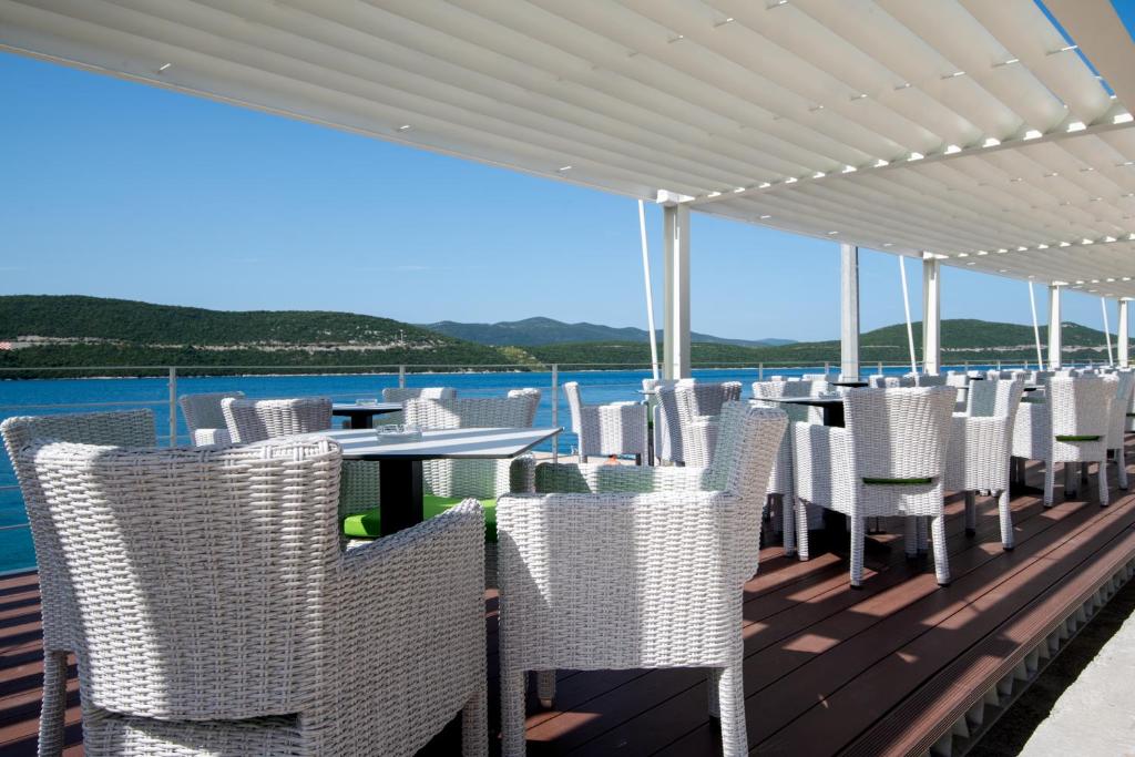 Hotel Vapore 4*, Neum - uživajte u ljetu uz Jadran, ispunjenom morskom svježinom, vrhunskom udobnošću i trenucima potpunog odmora!