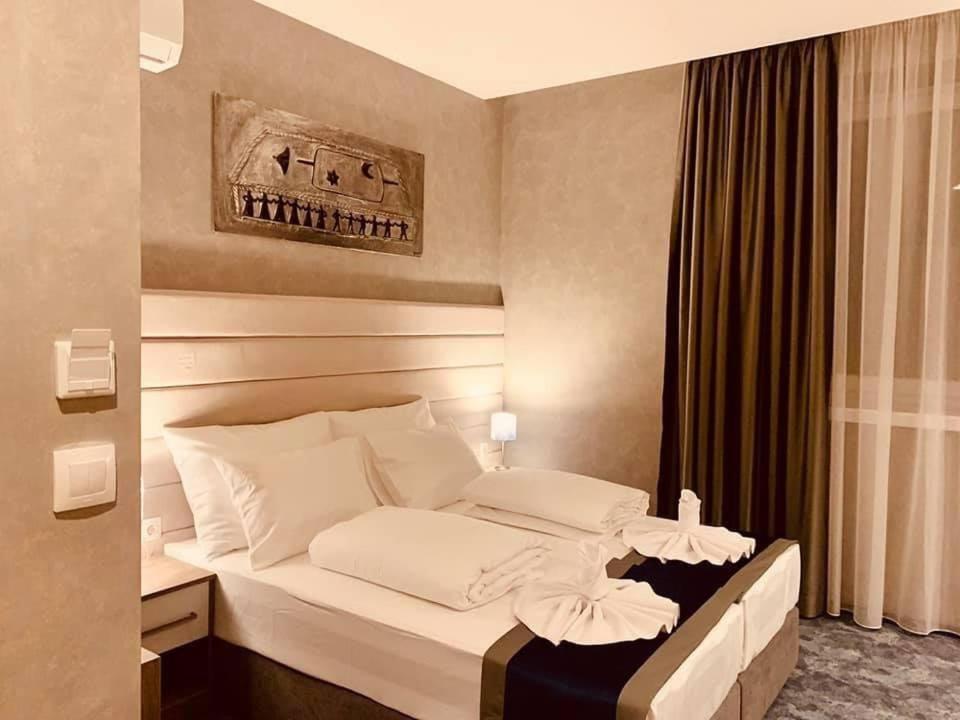 Hotel Stolac 4* – otkrijte čaroliju odmora u slikovitom ambijentu gdje se priroda i bogata historija susreću u savršenoj harmoniji, stvarajući idealno mjesto za opuštanje!