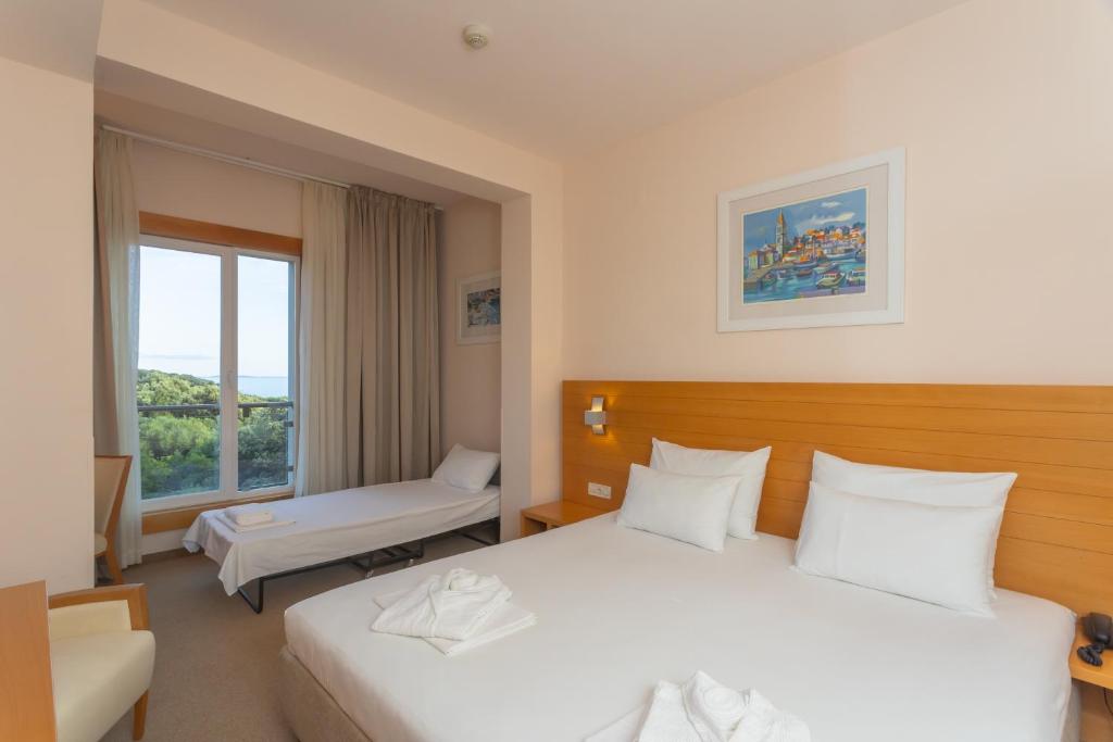 Otkrijte čari Paga | Uživajte u odmoru uz All Inclusive uslugu, moderan komfor i vrhunsku udobnost u Hotelu La Luna 4*!