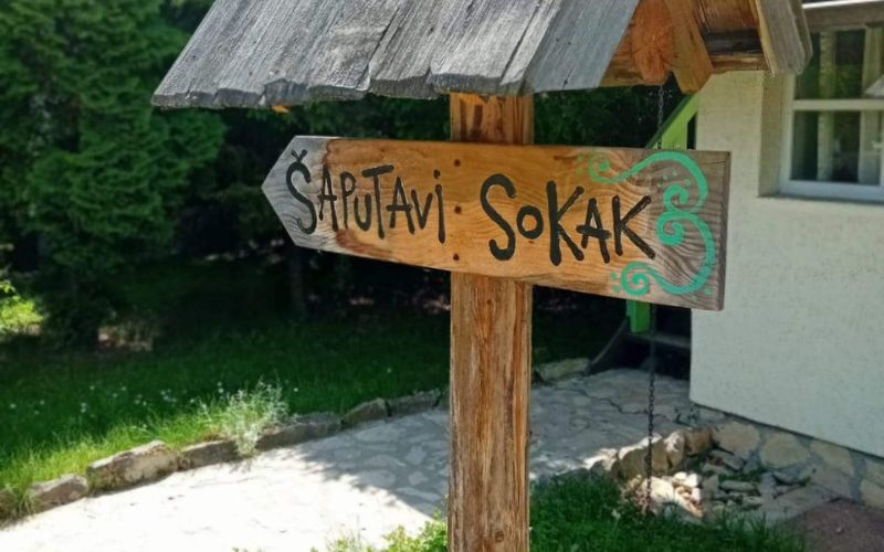 Doživite Turističko naselje Čardaci – oazu mira gdje se priroda, arhitektura i gostoprimstvo spajaju u savršen bijeg od svakodnevice!