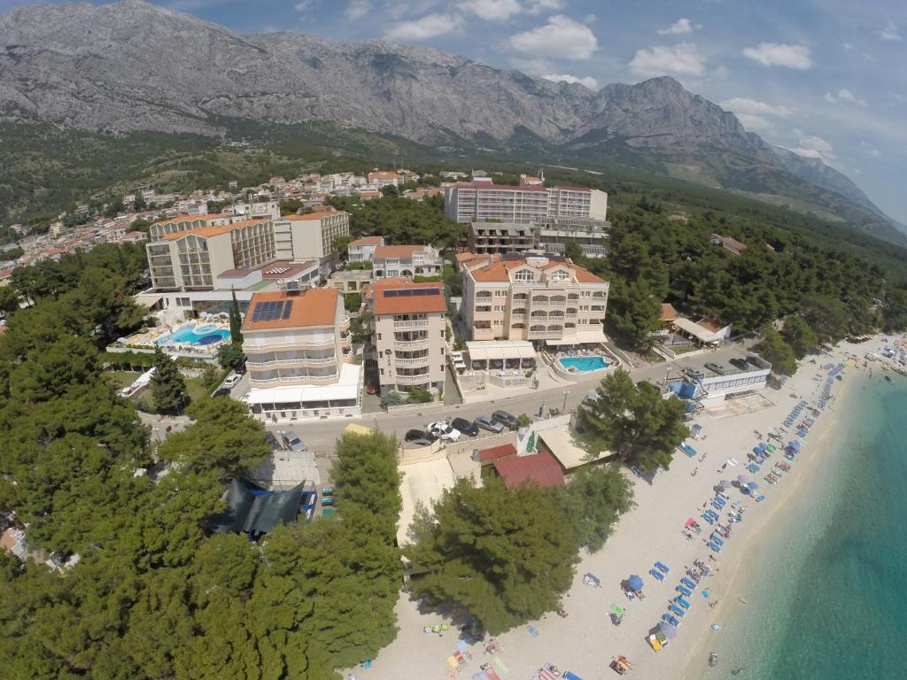 Villa Verica 4* | Prepustite se ljepotama Baške Vode i boravite u apartmanima koji nude potpuni komfor i čarobnu atmosferu!