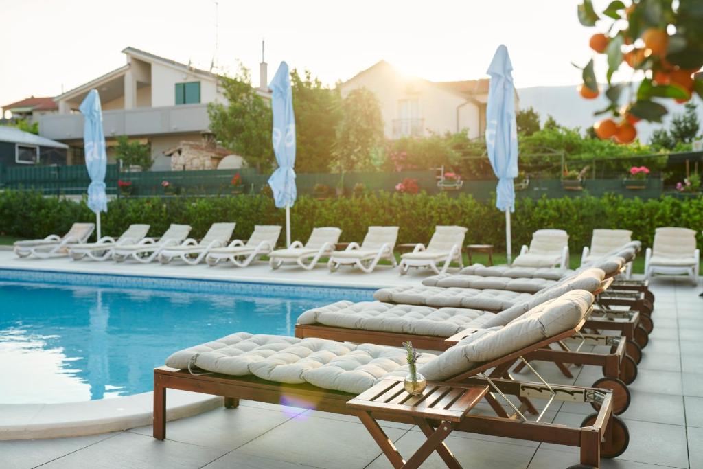 Otkrijte čaroliju Jadrana u Vodicama – prepustite se luksuzu, eleganciji, vrhunskom komforu i istinskom uživanju u Arancini Residence!