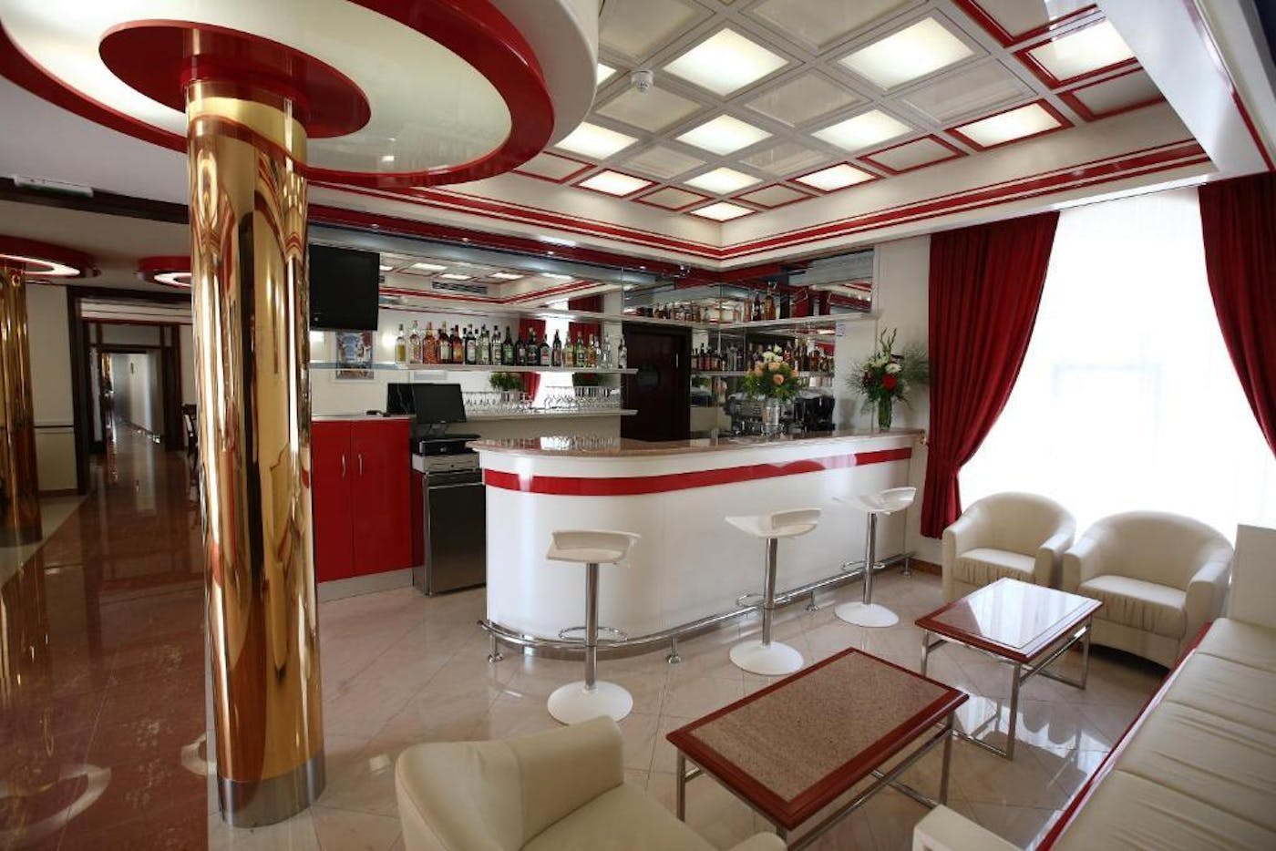 Doživite čarobno ljeto u Trogiru – prepustite se vrhunskom odmoru, luksuzu i opuštajućoj atmosferi elegantnog Hotela Trogir Palace 4*!