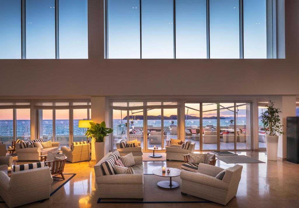 Dubrovnik President Valamar Collection Hotel 5* | Odmorite u luksuznim sobama, elegantnim bazenima, prekrasnoj plaži i prvoklasnoj usluzi sa voljenom osobom!