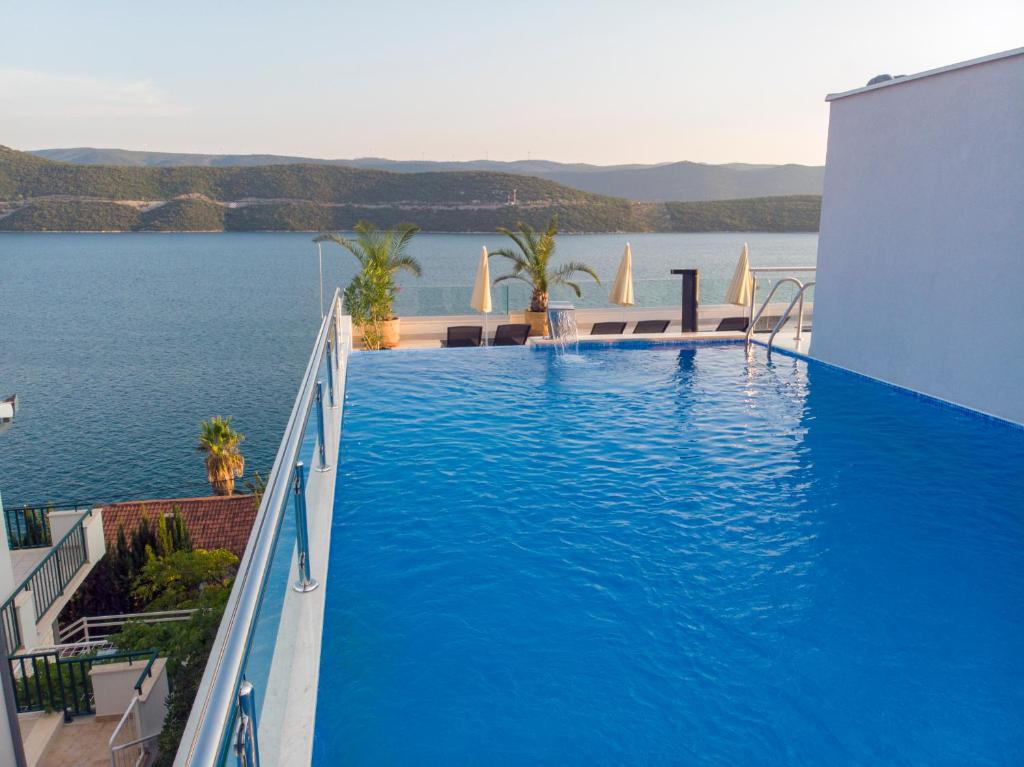 Hotel Nova 4*, Neum – priuštite sebi predivne trenutke uz more i osjetite sklad odmora, sunčanih pejzaža i mediteranskog šarma!